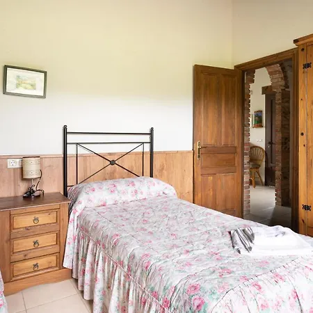 Pdra004R Mirando Al Cuera Verde Apto Con Piscina