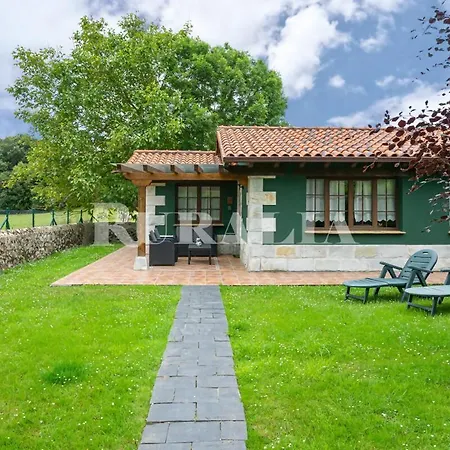 Apartamento Ruralia Apto Rural Mirando Al Cuera Piscina Lledias