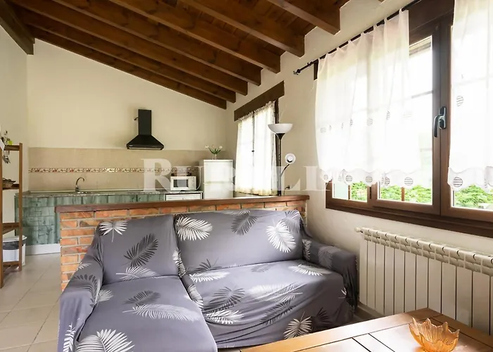 Apartamento Ruralia Apto Rural Mirando Al Cuera Piscina Lledias